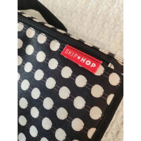 NWOT Skip Hop Pronto Baby Changing Station & Diaper Clutch - Polka Dot - Picture 2 of 16